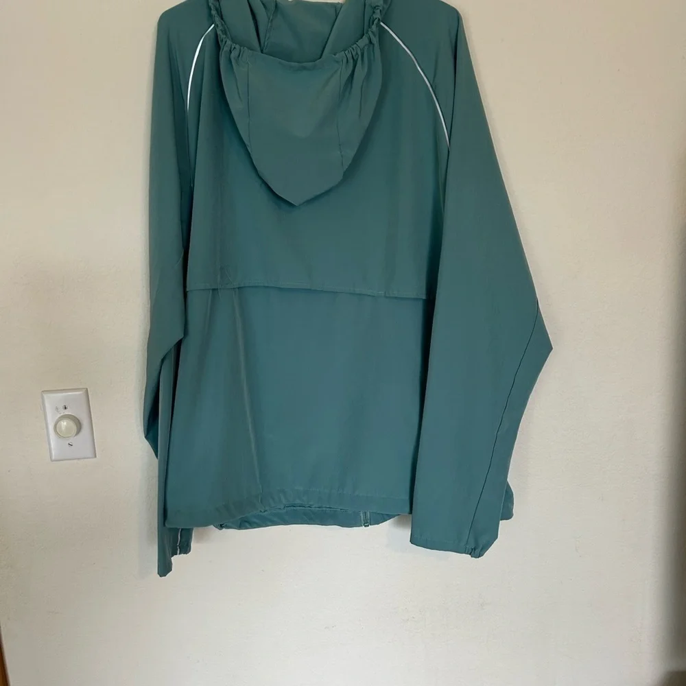 TRAJCTORY  XL Teal Hooded Jacket with Reflective accents